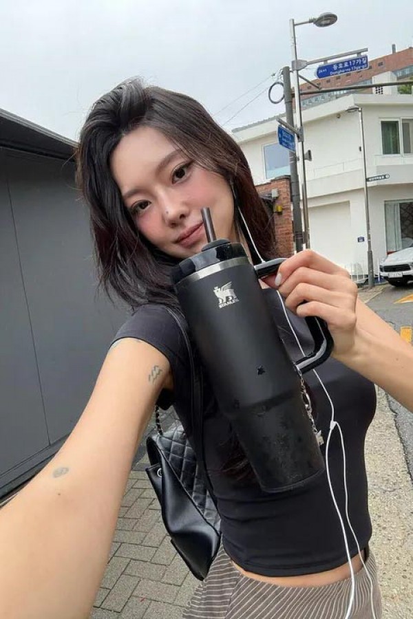 Stanley 1913 X Jennie Ruby 聯名水壺(2款)