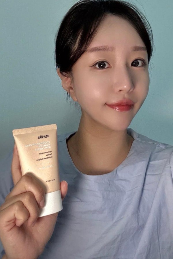 Starlike 星光提亮潤膚防曬霜 SPF50+ / PA++++