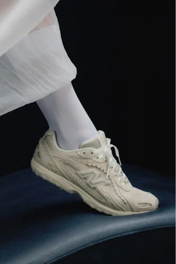 NB 204L 花邊 奶白