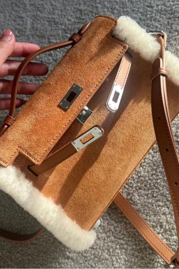 Ugg Auspecial 羊羔毛凱莉包