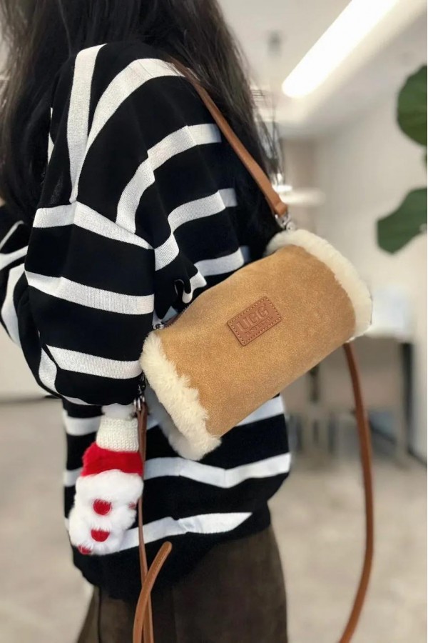 Ugg Auspecial 羊羔毛枕頭包