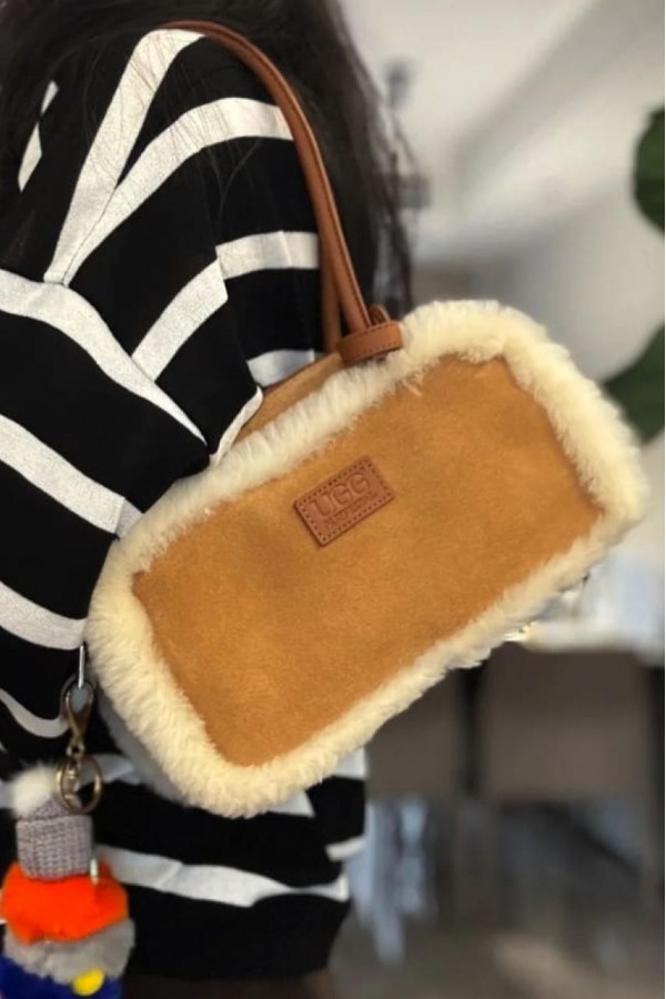 Ugg Auspecial 羊羔毛保齡球包