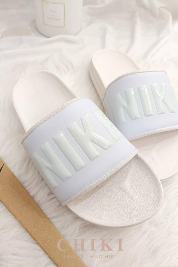 NIKE OFFCOURT SLIDE 寶寶藍拖鞋 NIKE OFFCOURT SLIDE 寶寶藍拖鞋