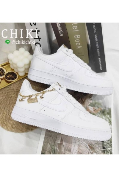 Nike Air Force 1 LX Lucky Charms 小金鏈